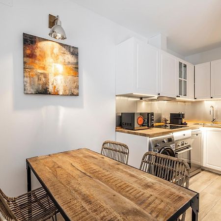 Plaza De Castilla Apartments Мадрид Экстерьер фото