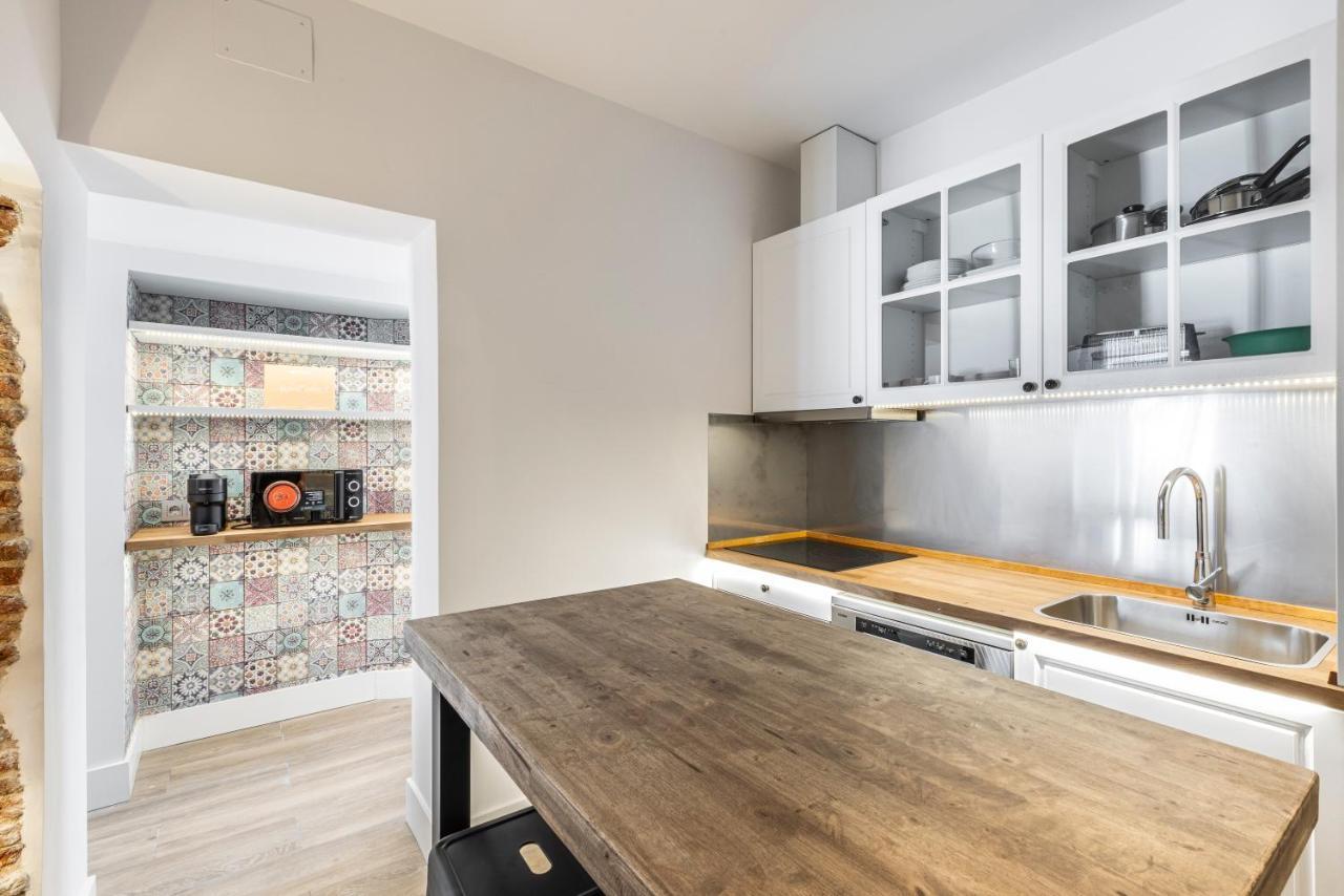 Plaza De Castilla Apartments Мадрид Экстерьер фото