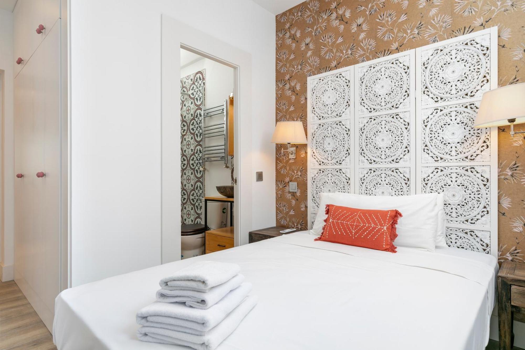 Plaza De Castilla Apartments Мадрид Экстерьер фото