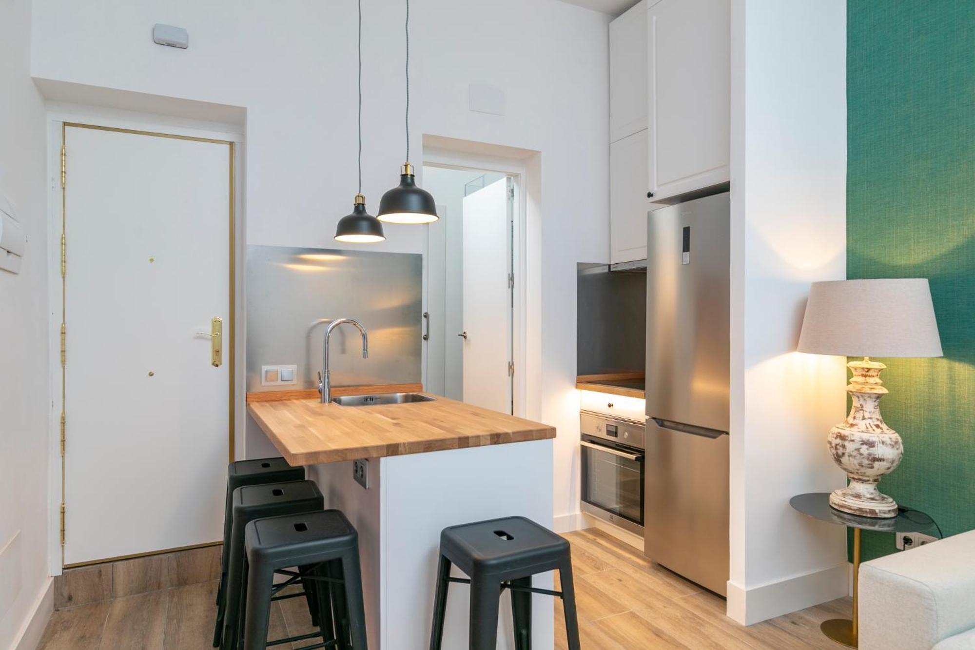 Plaza De Castilla Apartments Мадрид Экстерьер фото